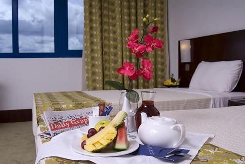 Golden Tulip Kumasi City エクステリア 写真