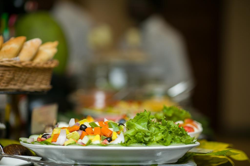 Golden Tulip Kumasi City エクステリア 写真