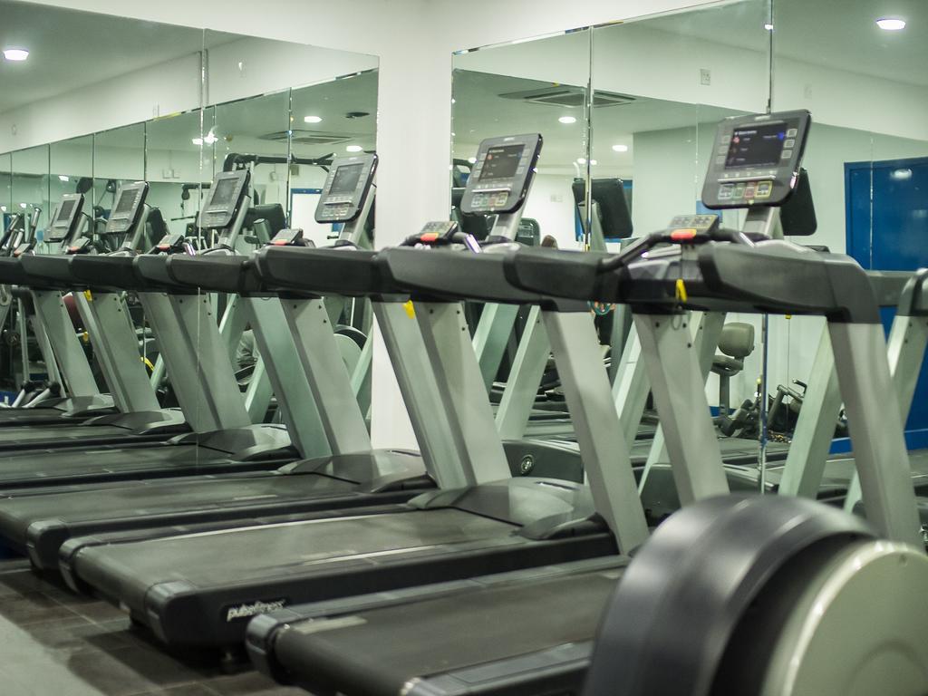 Golden Tulip Kumasi City エクステリア 写真